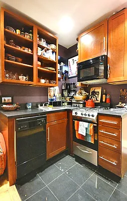 Rented by Bold New York | media 12