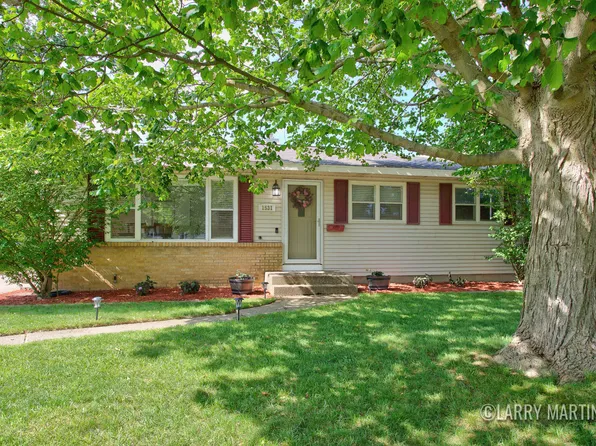 1531 32nd St SW, Wyoming, MI 49509
