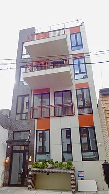 Rented by Grand & Co. | media 24