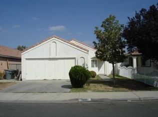1499 Almond Dr, Perris, CA 92571