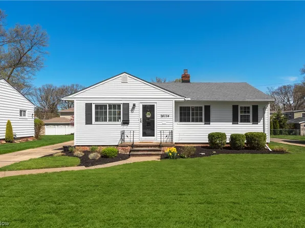 26734 Henry Rd, Bay Village, OH 44140