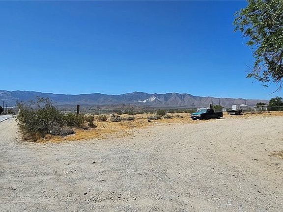 2nd image of 800 Barstow Rd