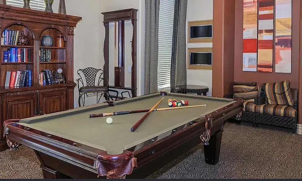 1 bed, 735 sqft, $1,450 — Photo 2