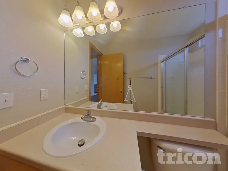 18659 E Hamilton Dr — Photo 14