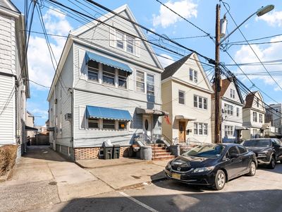 15 Newark Bay Ct, Bayonne, NJ, 07002