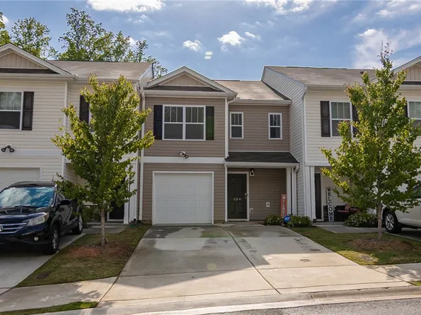 304 Oakmont Valley Trl, Seneca, SC 29678