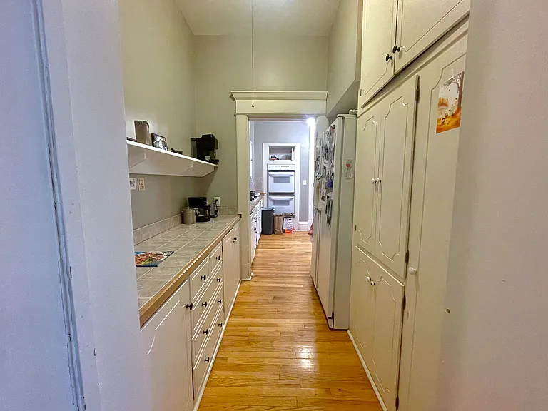 614 Grand Ave #D — Photo 6