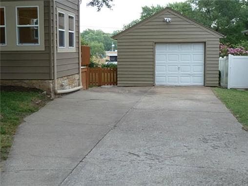 5th image of 2501 N 45th St