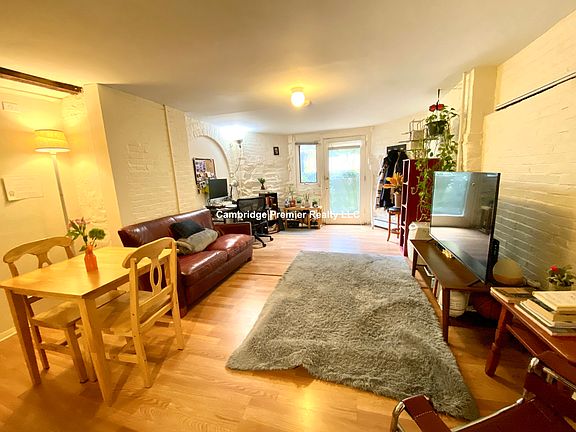 5th image of 16 Clinton St #0