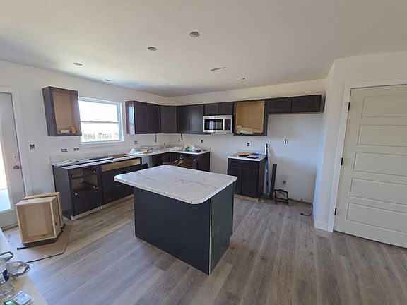 2nd image of 3200 Ravello Dr