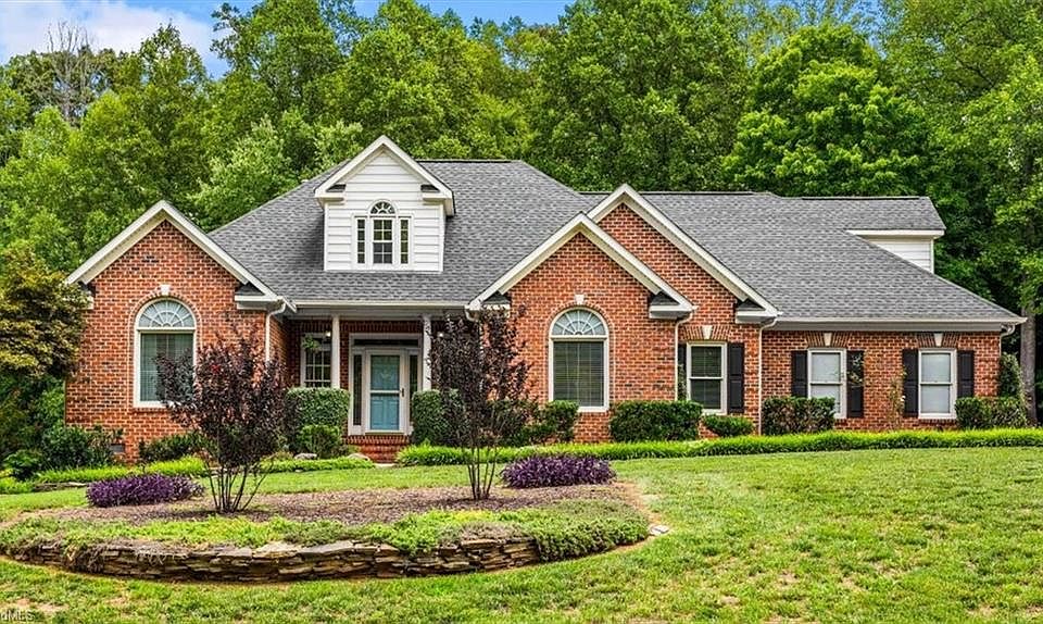 1st image of 1912 Ridge Oaks Ct