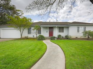 810 W Vine St, Lodi, CA 95240