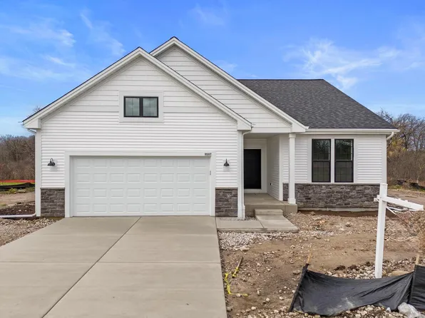 9547 South Sophia COURT, Franklin, WI 53132