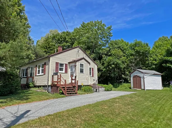 35 Sterling Street, Ellsworth, ME 04605