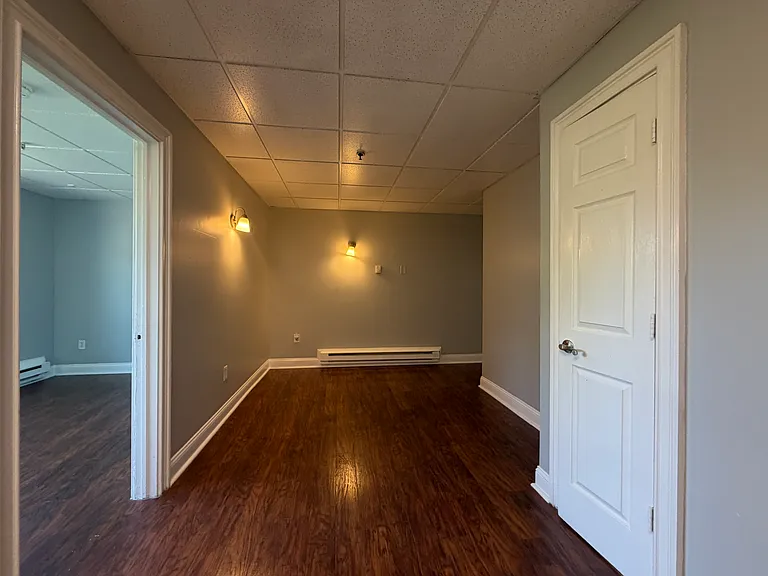 59 Plaza Ave #12 — Photo 4