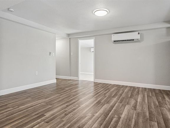 5th image of 4251 Seaberg Rd