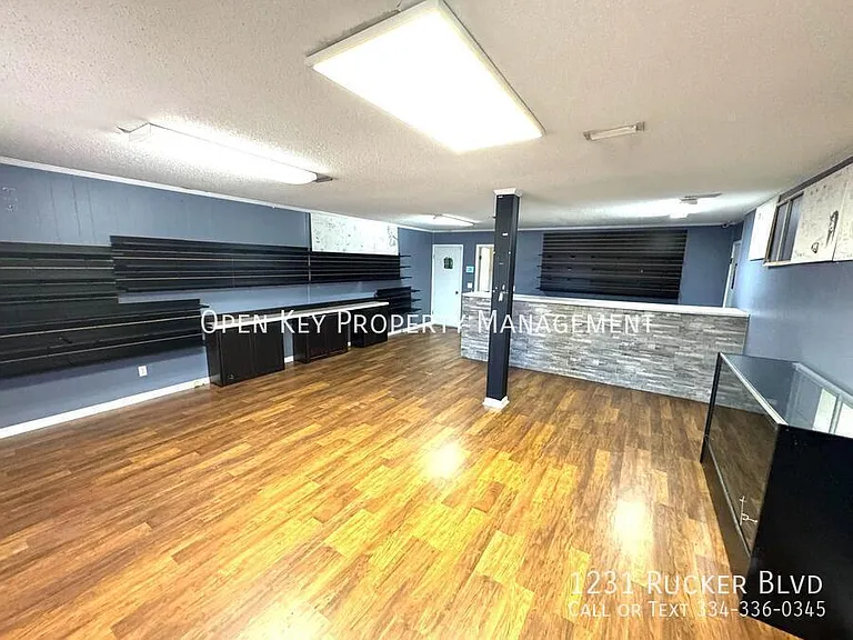 1231 Rucker Blvd — Photo 6