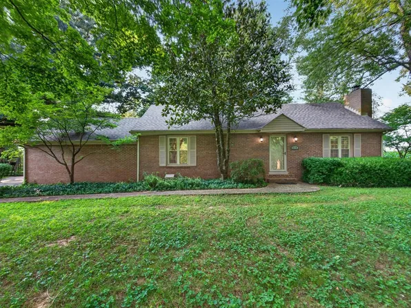 574 Cleveland Dr, Bowling Green, KY 42101