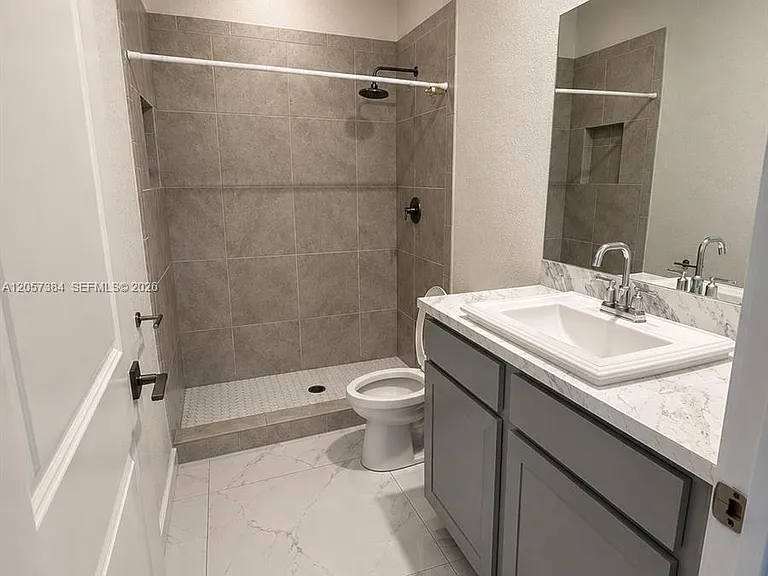 461 NE 5th Way #461 — Photo 20