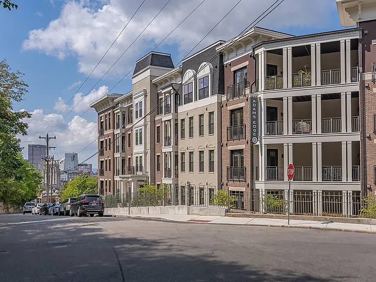 Adams Edge Apartments — Photo 39