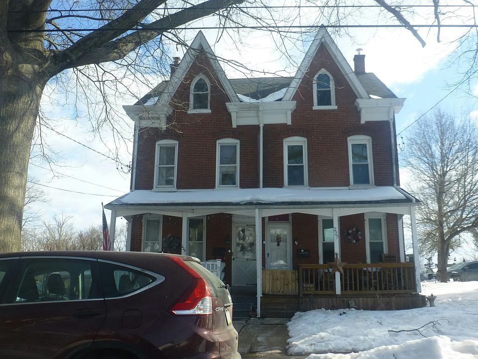 1st image of 229 N Penn St