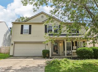 10093 Boysenberry Dr, Fishers, IN 46038