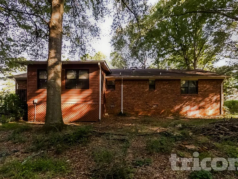110 Belair Trl — Photo 15