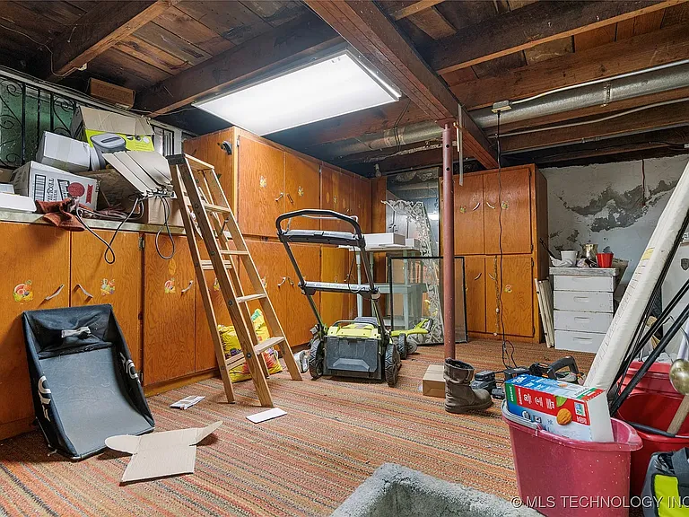 1606 W Archer St #A — Photo 8