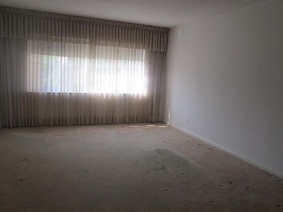4th image of 1481 S Ocean Boulevard #222