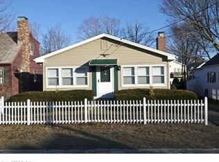 16A S Cove Rd #A, Old Saybrook, CT 06475