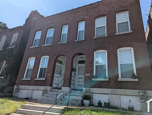 1 bed, 800 sqft, $695 — Photo 2
