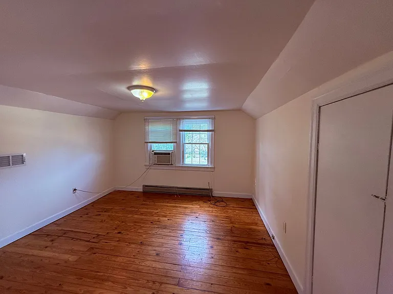 1617 Kennedy Ave — Photo 11