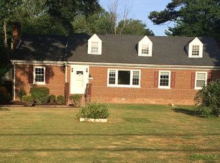 7004 Hermitage Rd, Henrico, VA 23228