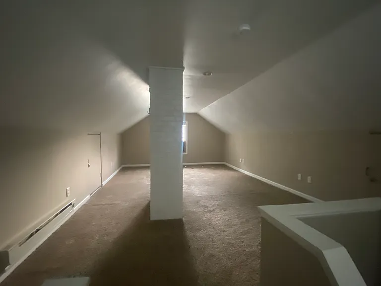 4218 Silsby Rd — Photo 11