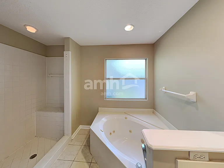 1621 Merroway Ln — Photo 15