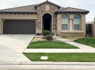 2468 S Bundy Dr, Fresno, CA