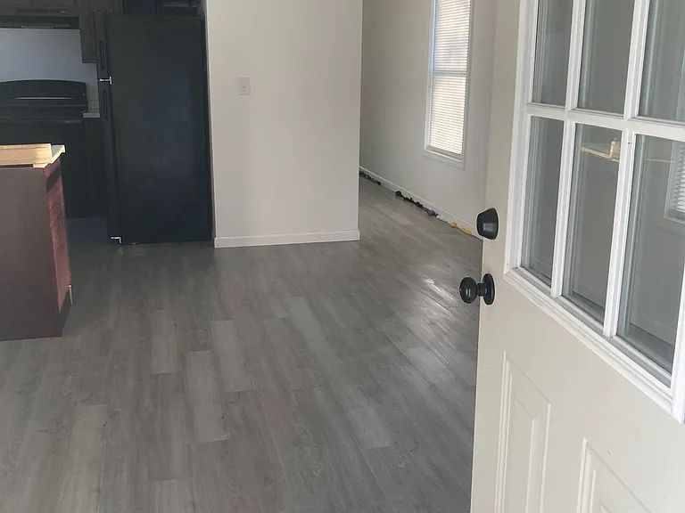 1410 Jones St — Photo 3
