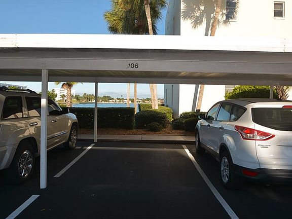 3rd image of 7920 Sun Island Dr S APT 106