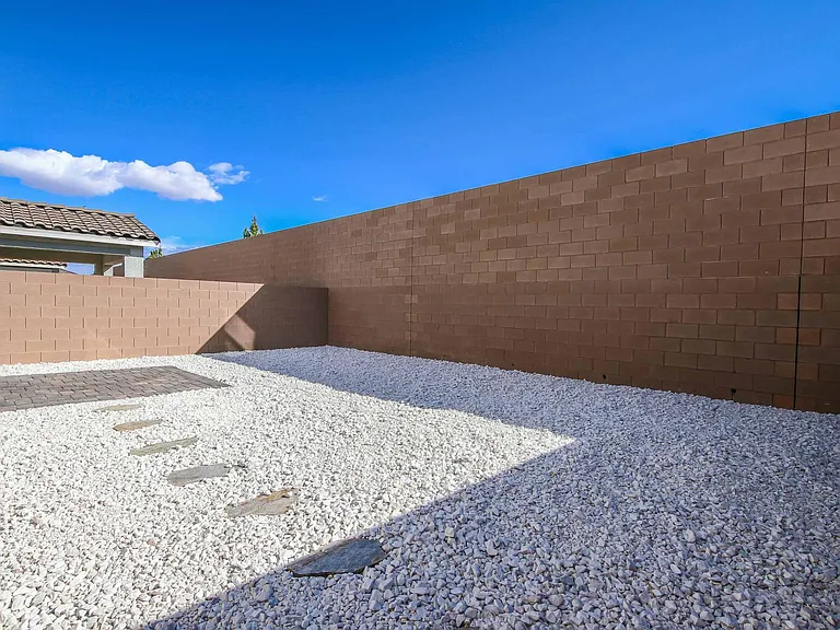 8177 Calpena Ave — Photo 37