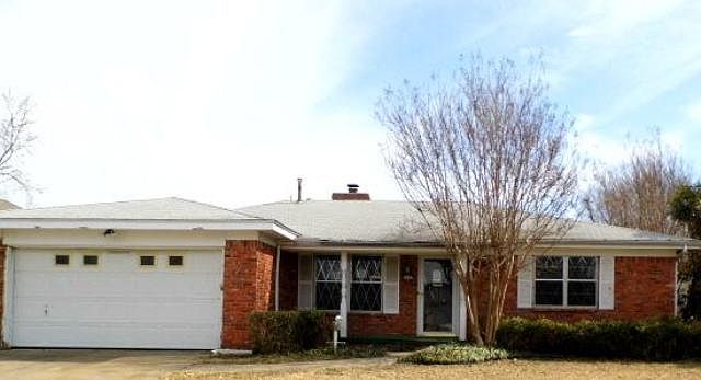 1st image of 2547 S 110th Ave E