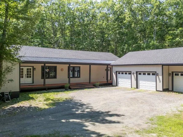 146 Gurney Street, Rockport, ME 04856