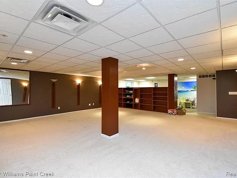 29425 Whistler Dr — Photo 33
