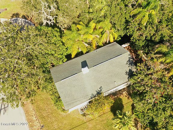 5th image of 214 E Melbourne Ave