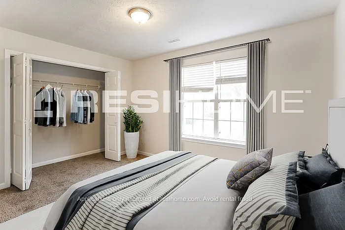 125 W Village Ct — Photo 8