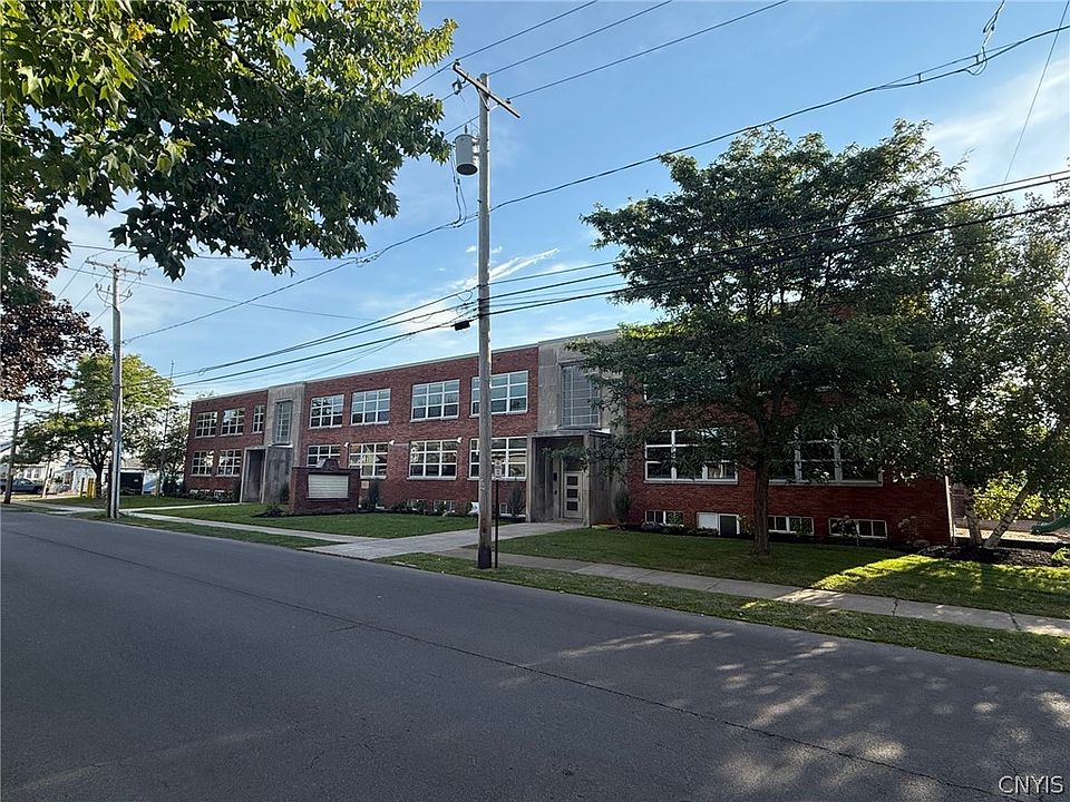 1st image of 214 Kinne Rd #202