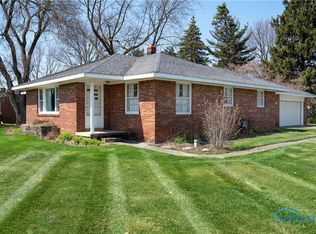 28509 McCarty Dr, Perrysburg, OH 43551