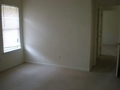 2204 Wildewood Dr — Photo 19
