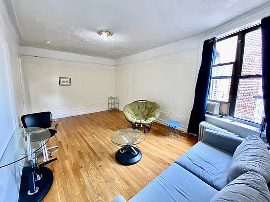 Rented by Realty Nerd | media 11