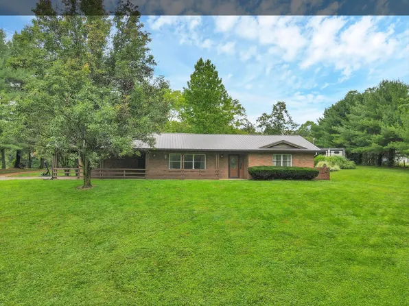 13900 Rosefarm Rd, Crooksville, OH 43731