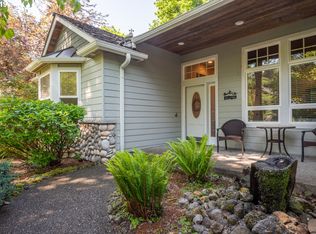 25043 E Bright Ave, Welches, OR 97067